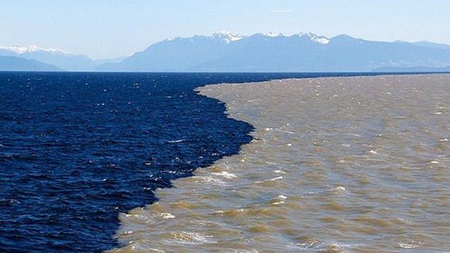 Laut Terbelah di Selat Gibraltar